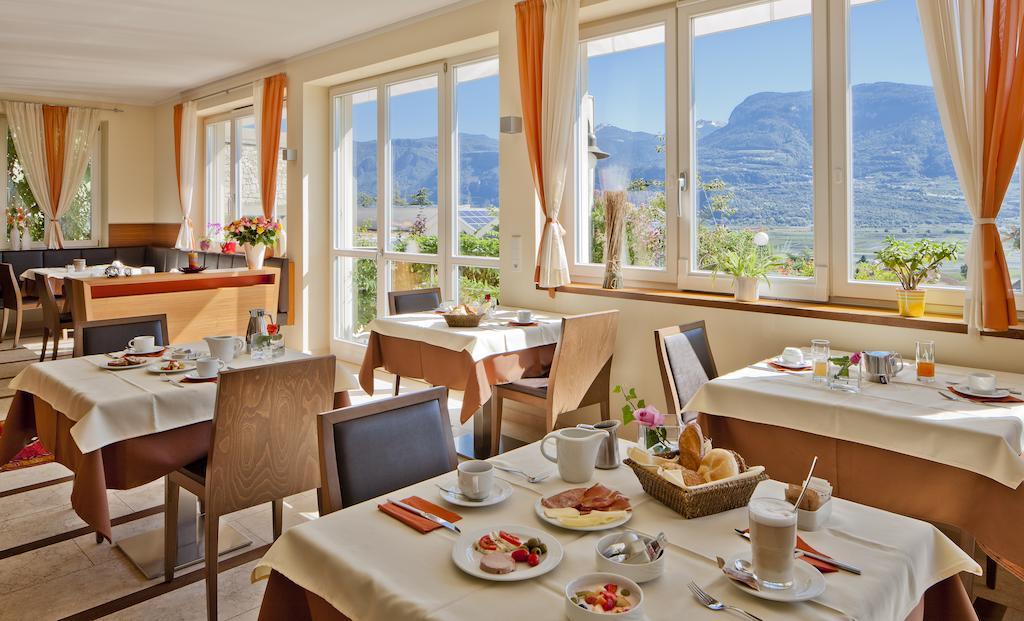 Hotel Residence Pernhof Termeno Εξωτερικό φωτογραφία