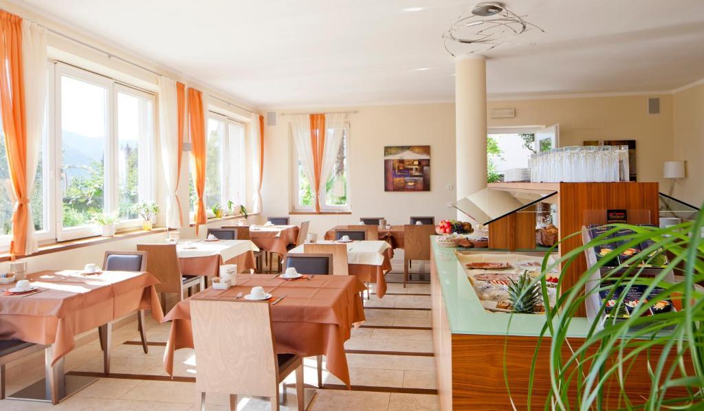 Hotel Residence Pernhof Termeno Εξωτερικό φωτογραφία